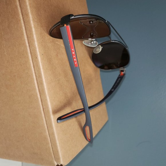 glasses prada - Picture 3 of 8